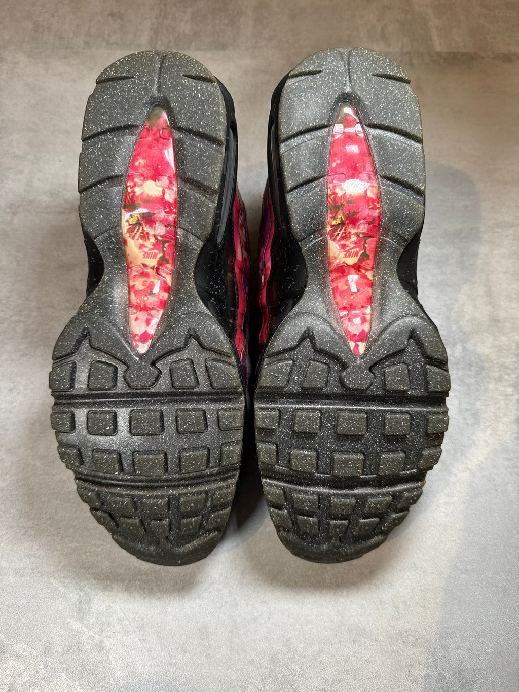 Air Max 95 Cherry Blossom UK 9