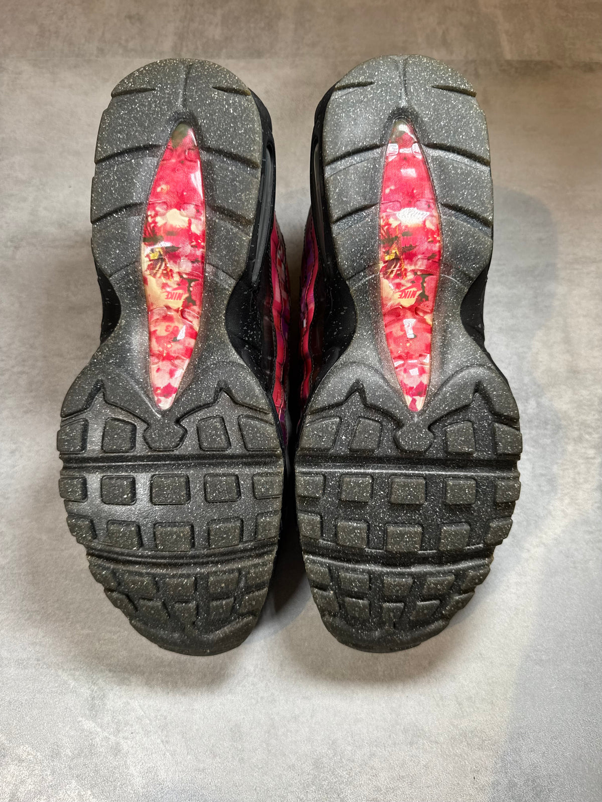 Air Max 95 Cherry Blossom UK 9