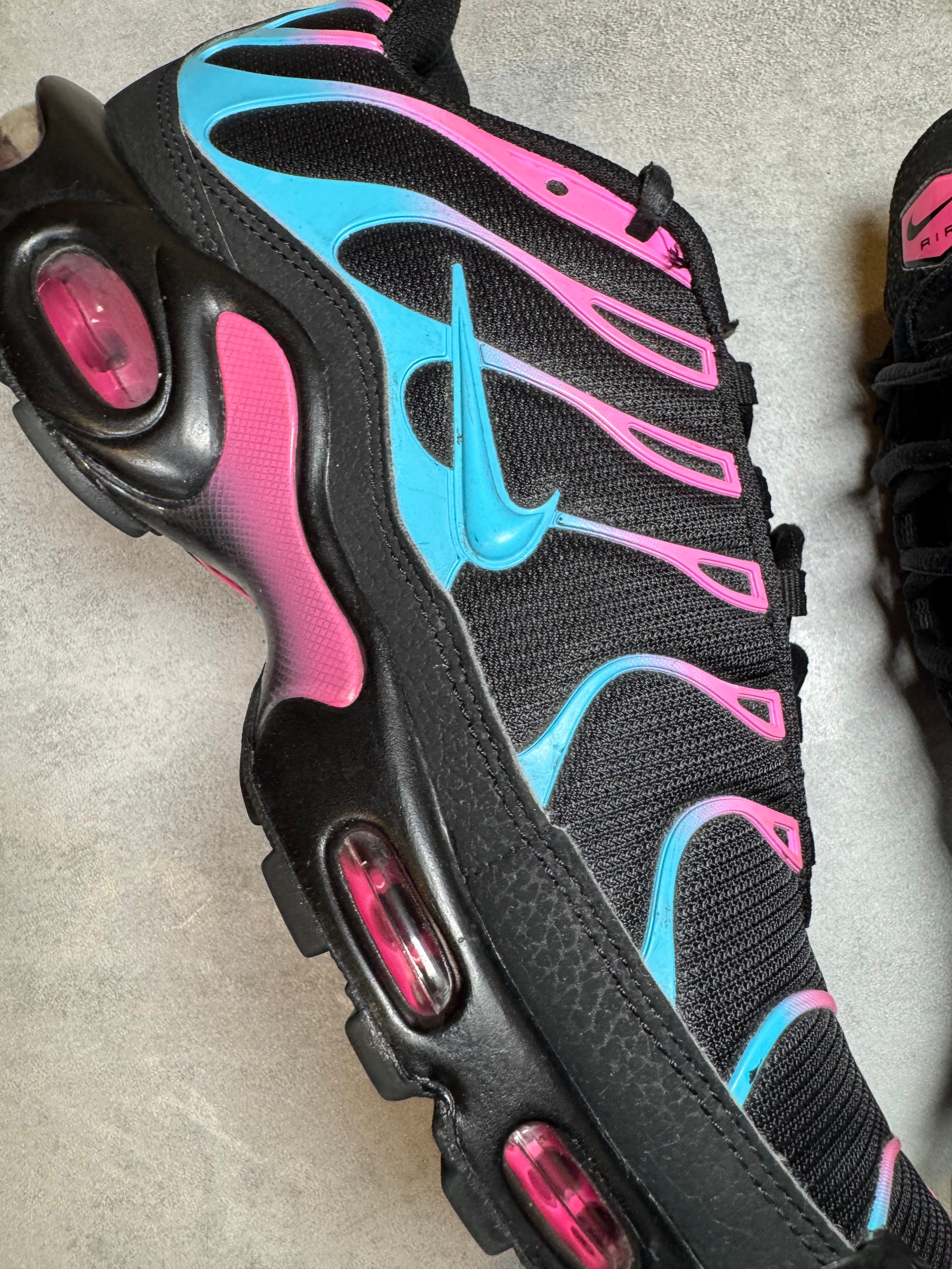 Nike Air Max Plus TN Miami Vice UK 8.5