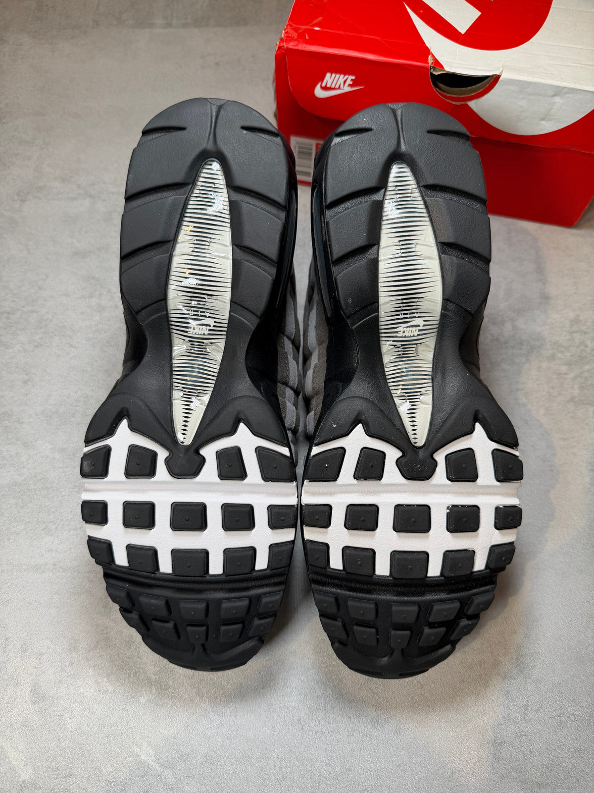 Air Max 95 Grey Jewel UK 8