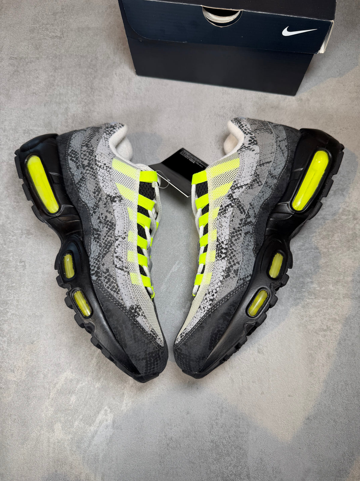 Air Max 95 Neon Snakeskin ID UK 8