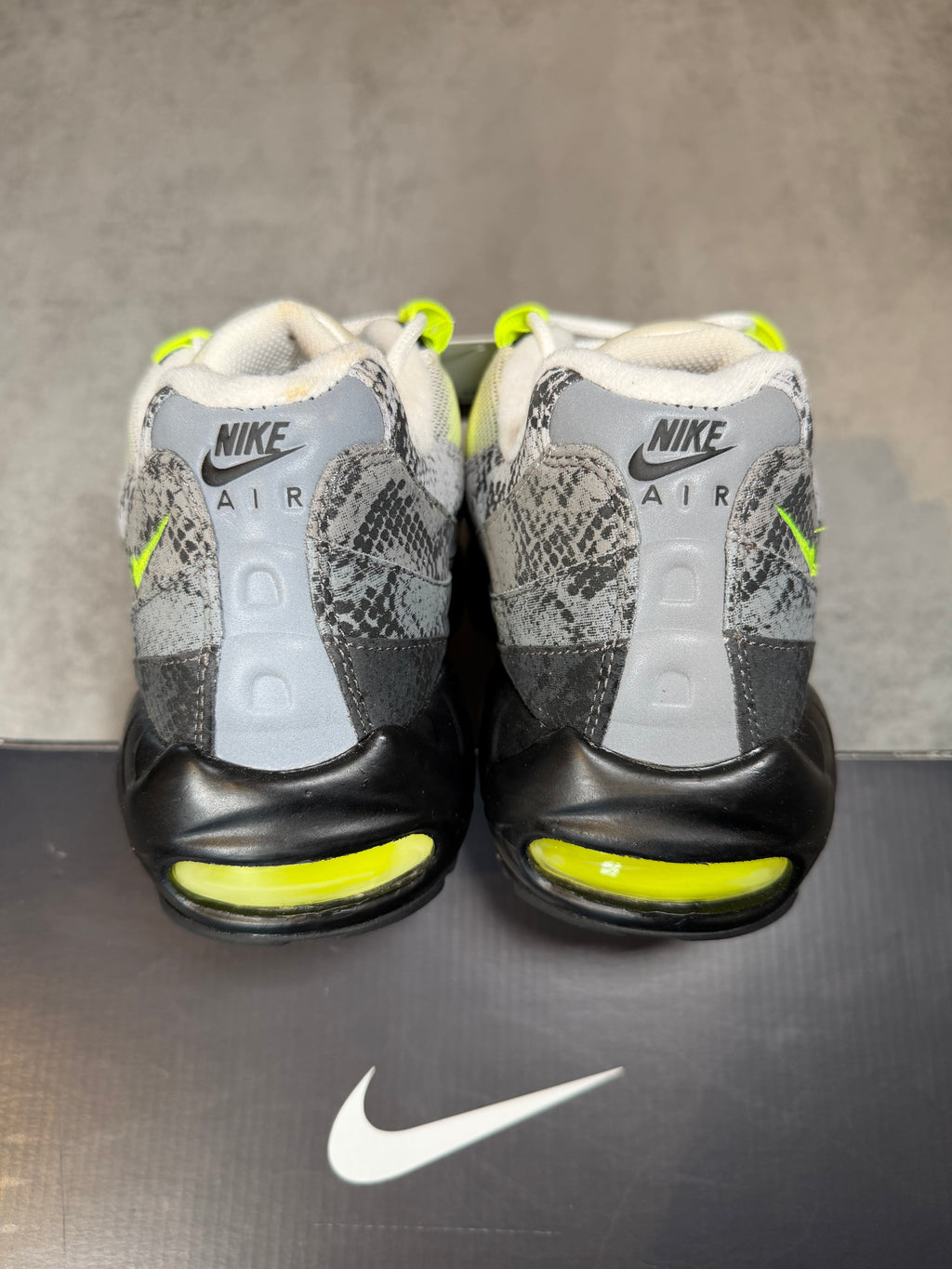 Air Max 95 Neon Snakeskin ID UK 8