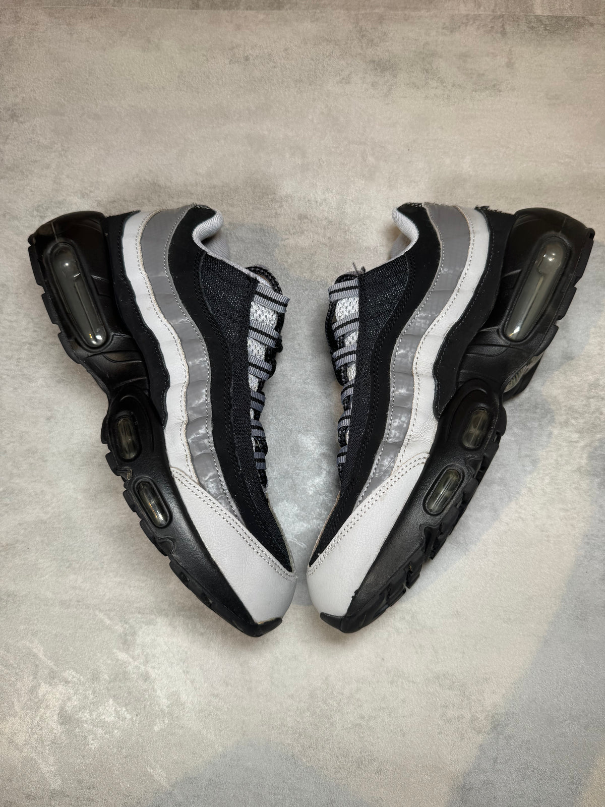 Air Max 95 Wolf Grey UK 8