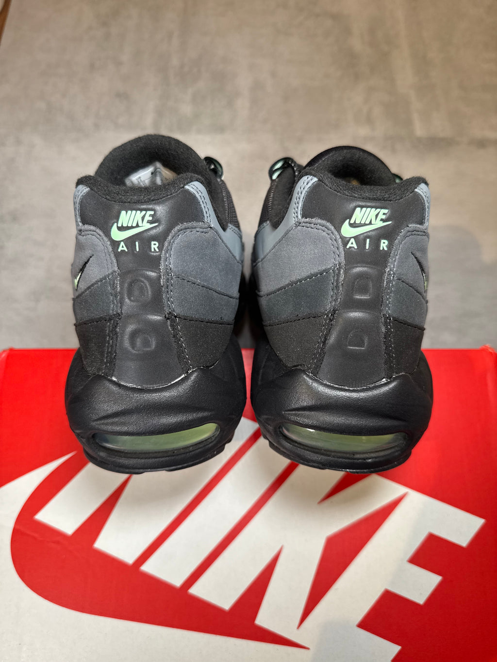Nike Air Max 95 Vapour Green UK 10
