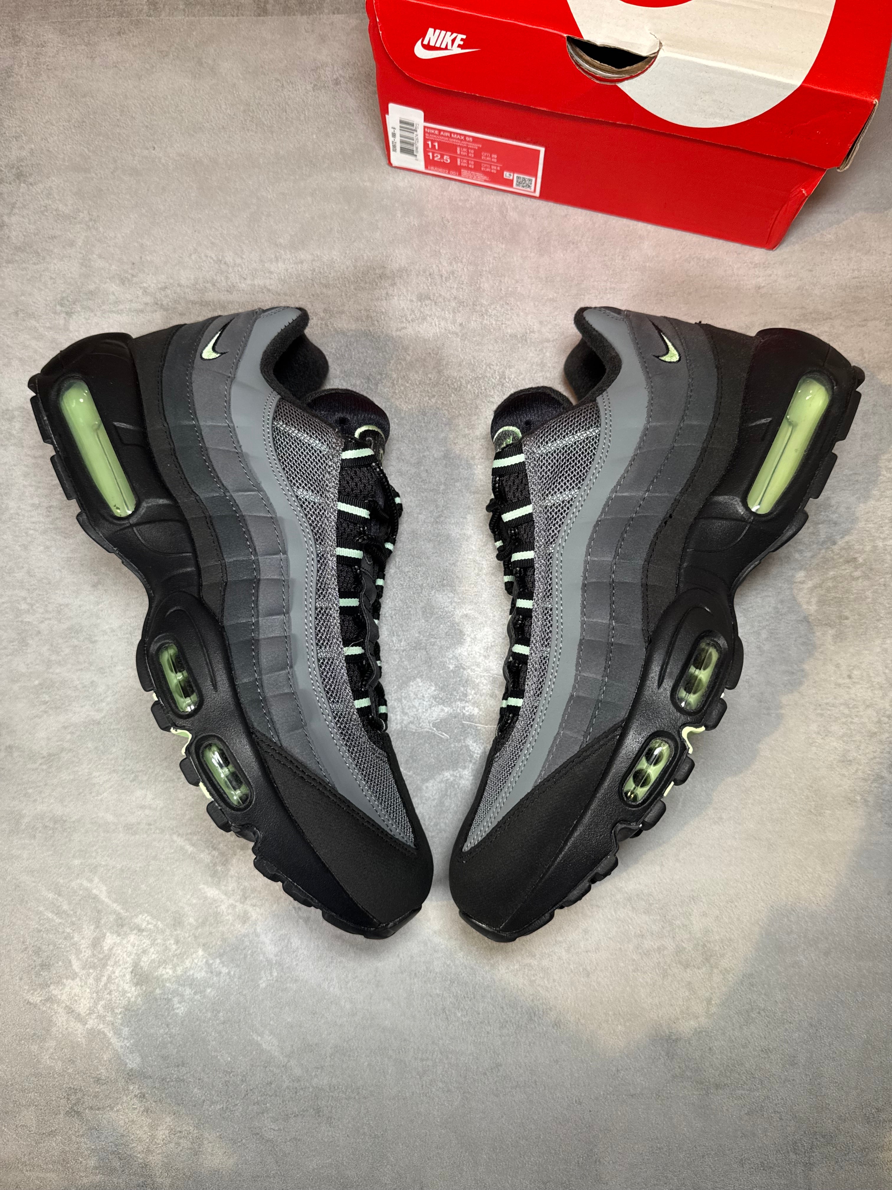 Nike Air Max 95 Vapour Green UK 10