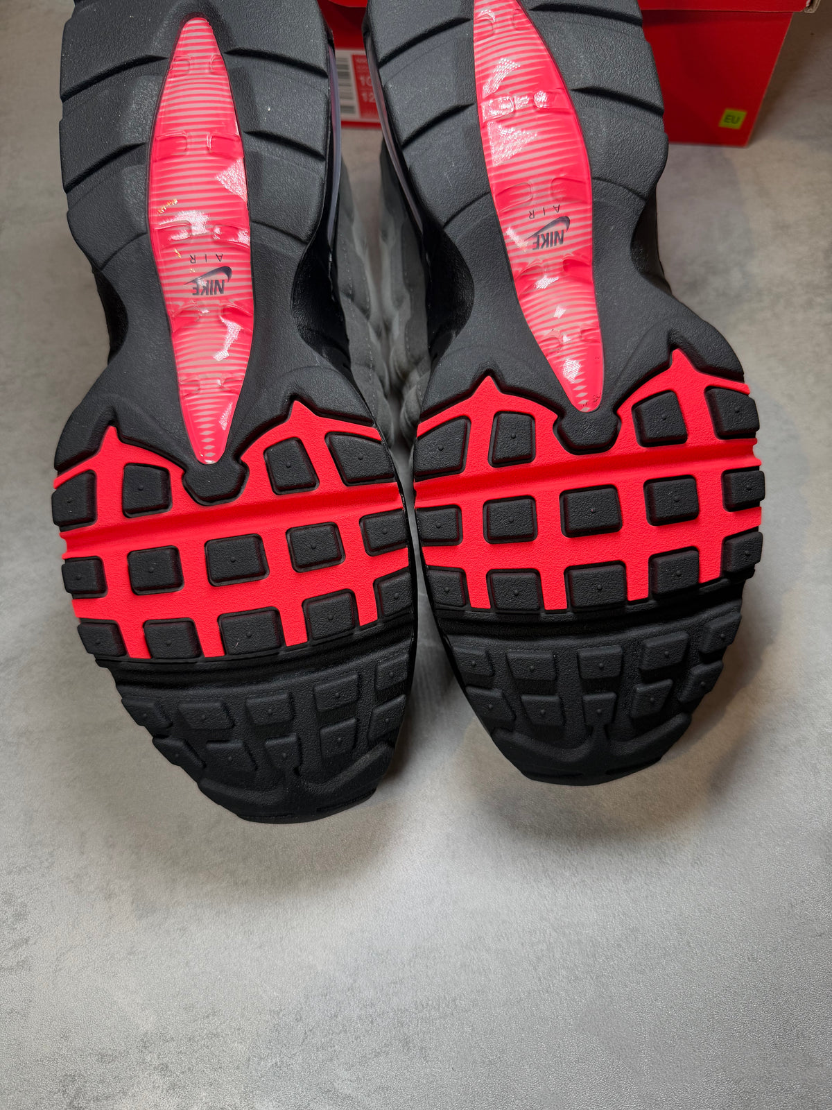 Air Max 95 Solar Red UK 9.5