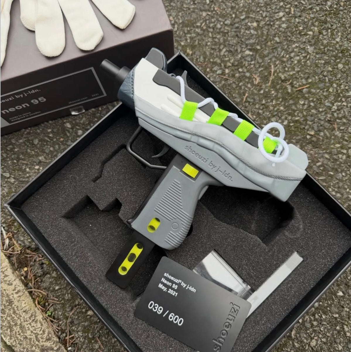 Nike Shoeuzi