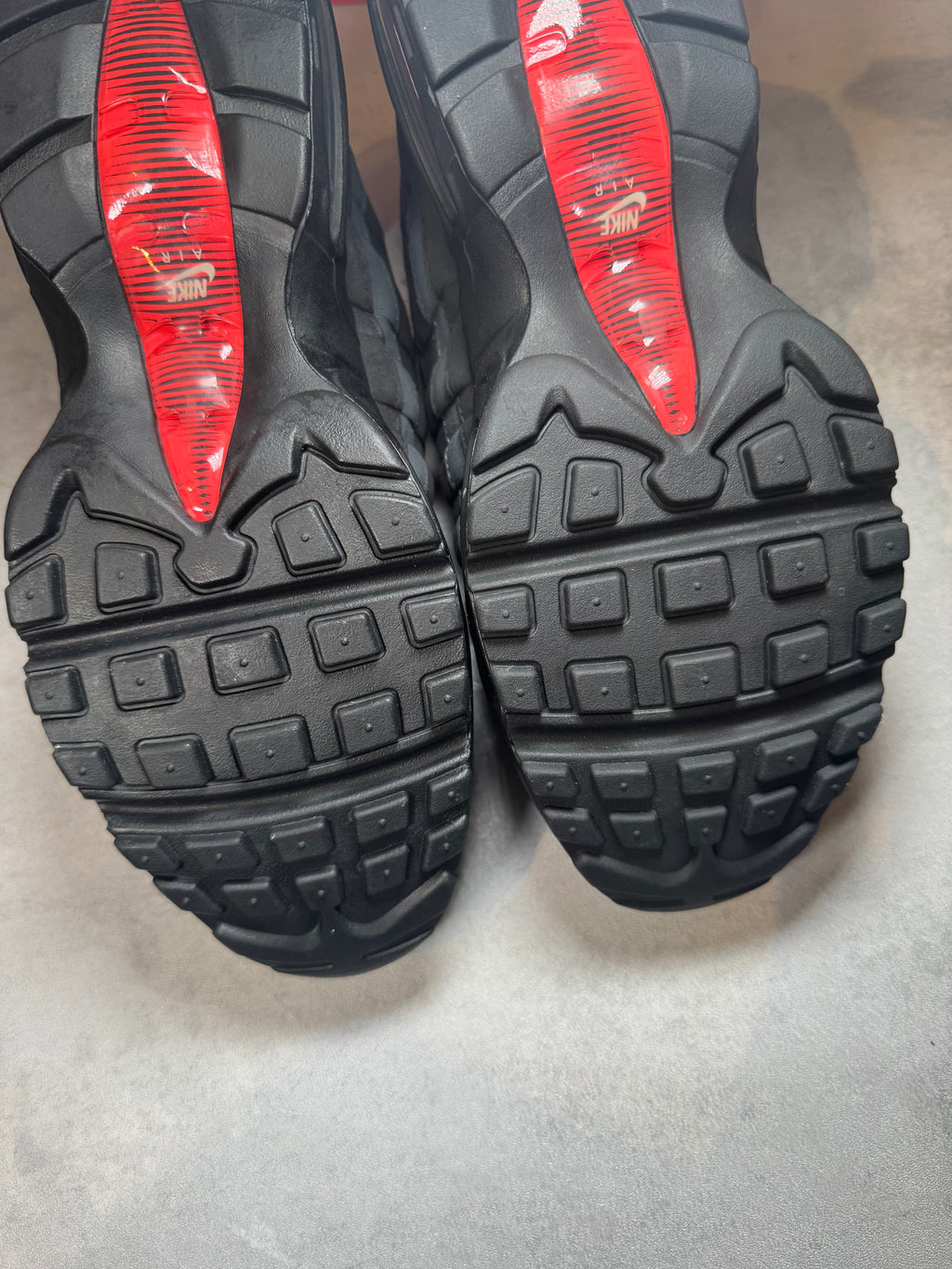 Nike Air Max 95 Laser Crimson UK 8.5