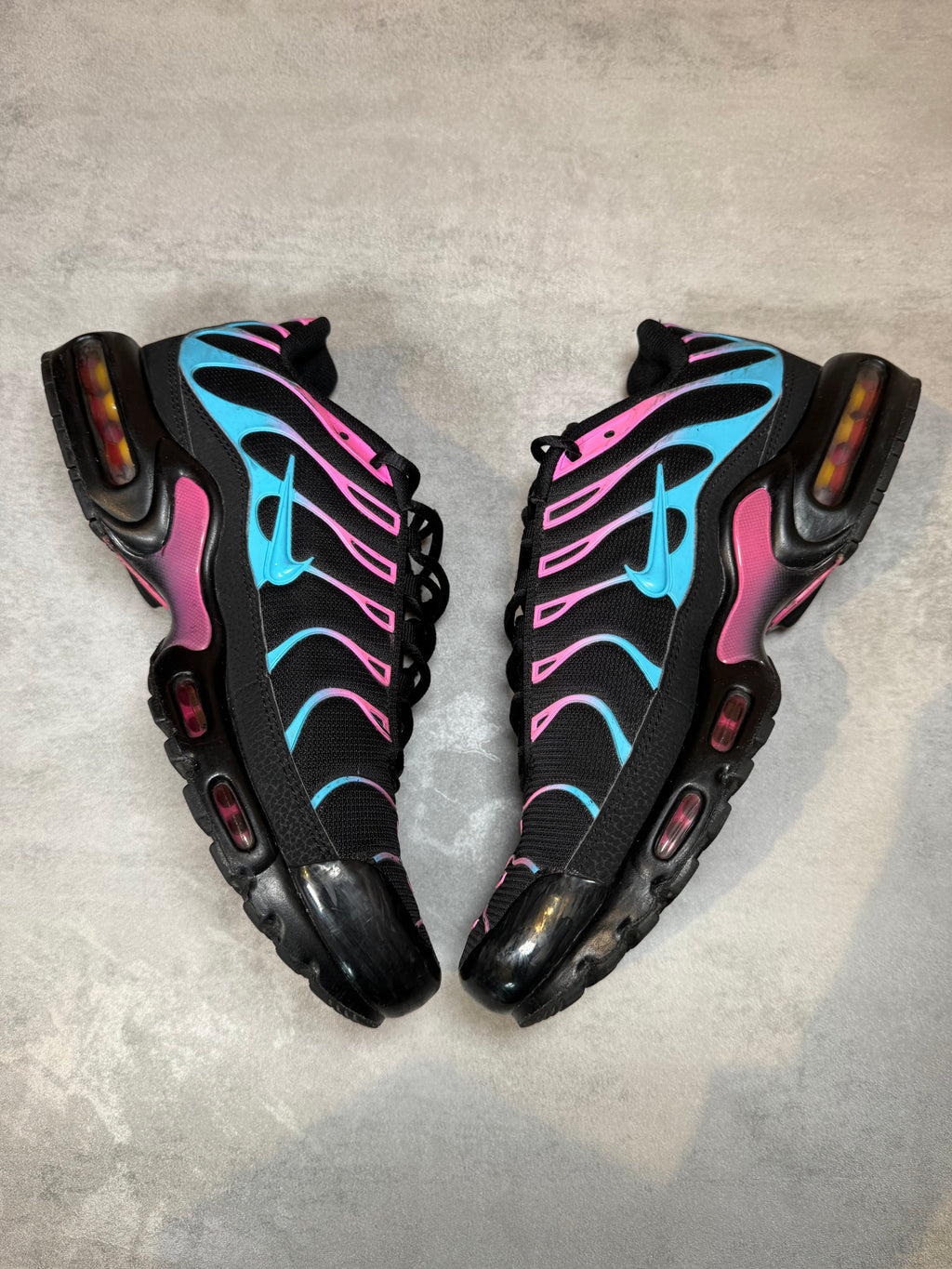 Nike Air Max Plus TN Miami Vice UK 8.5