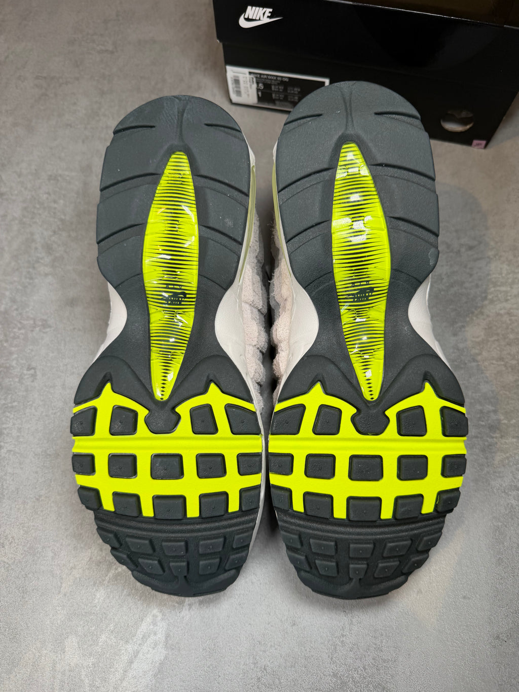 Air Max 95 MoMA UK 8.5