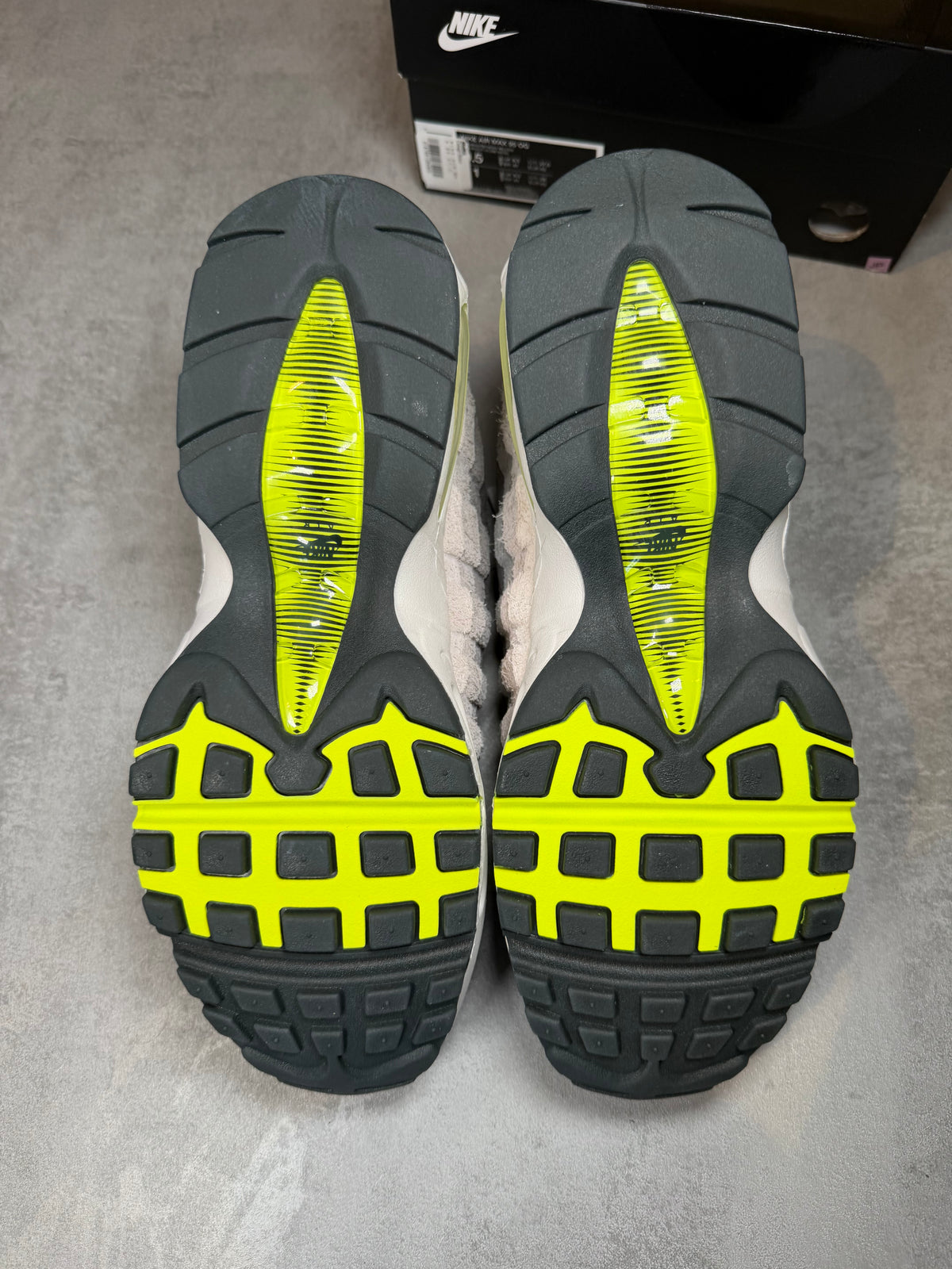 Air Max 95 MoMA UK 8.5