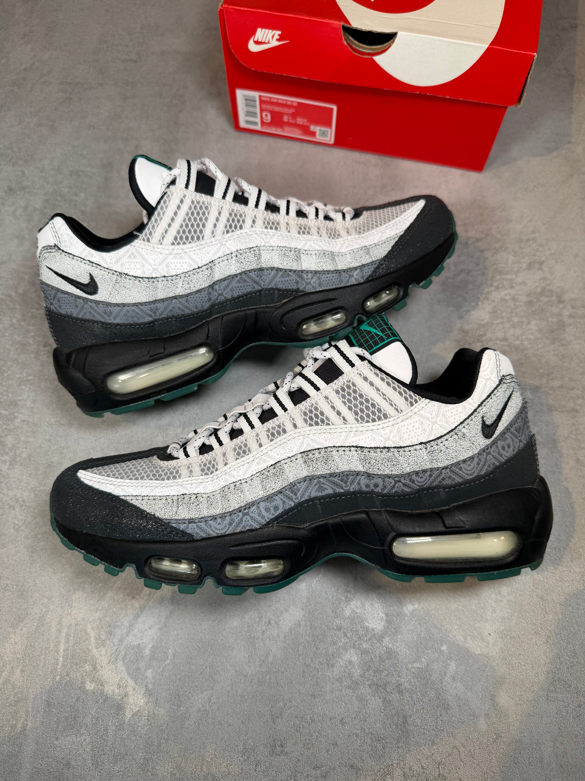 Air Max 95 Day of The Dead UK 8