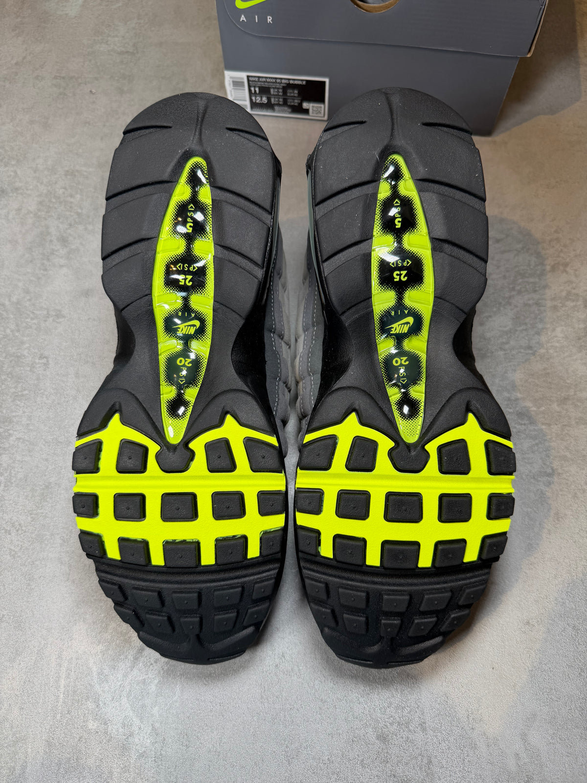 Air Max 95 Neon UK 10