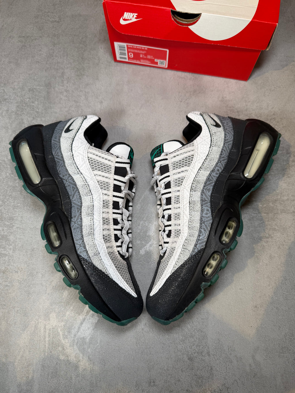 Air Max 95 Day of The Dead UK 8