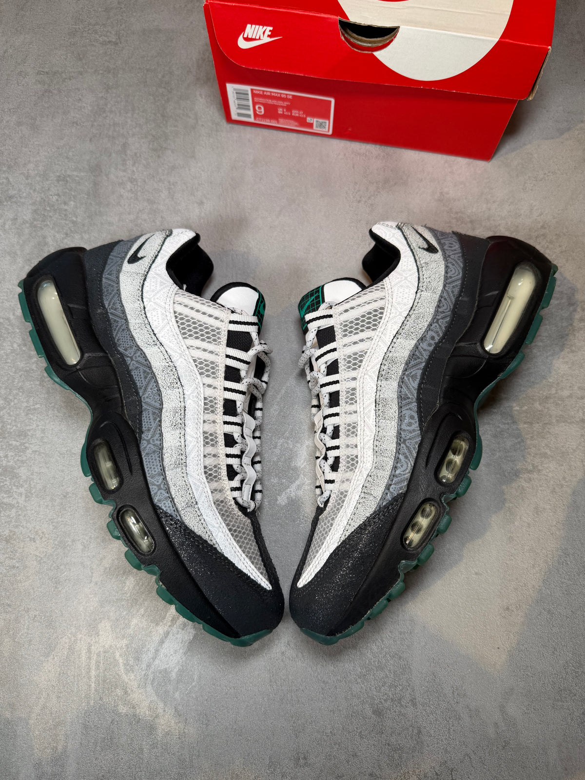 Air Max 95 Day of The Dead UK 8