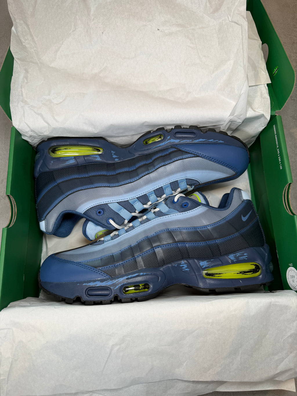 Air Max 95 YuGiOh Joey UK 11