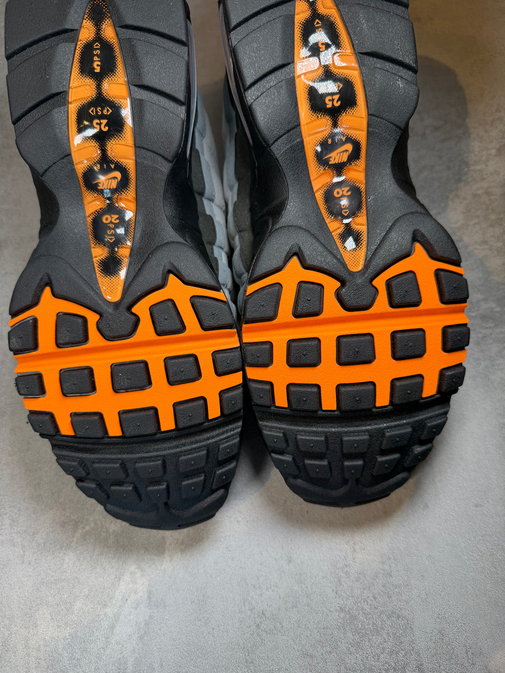 Air Max 95 Mandarin UK 8.5