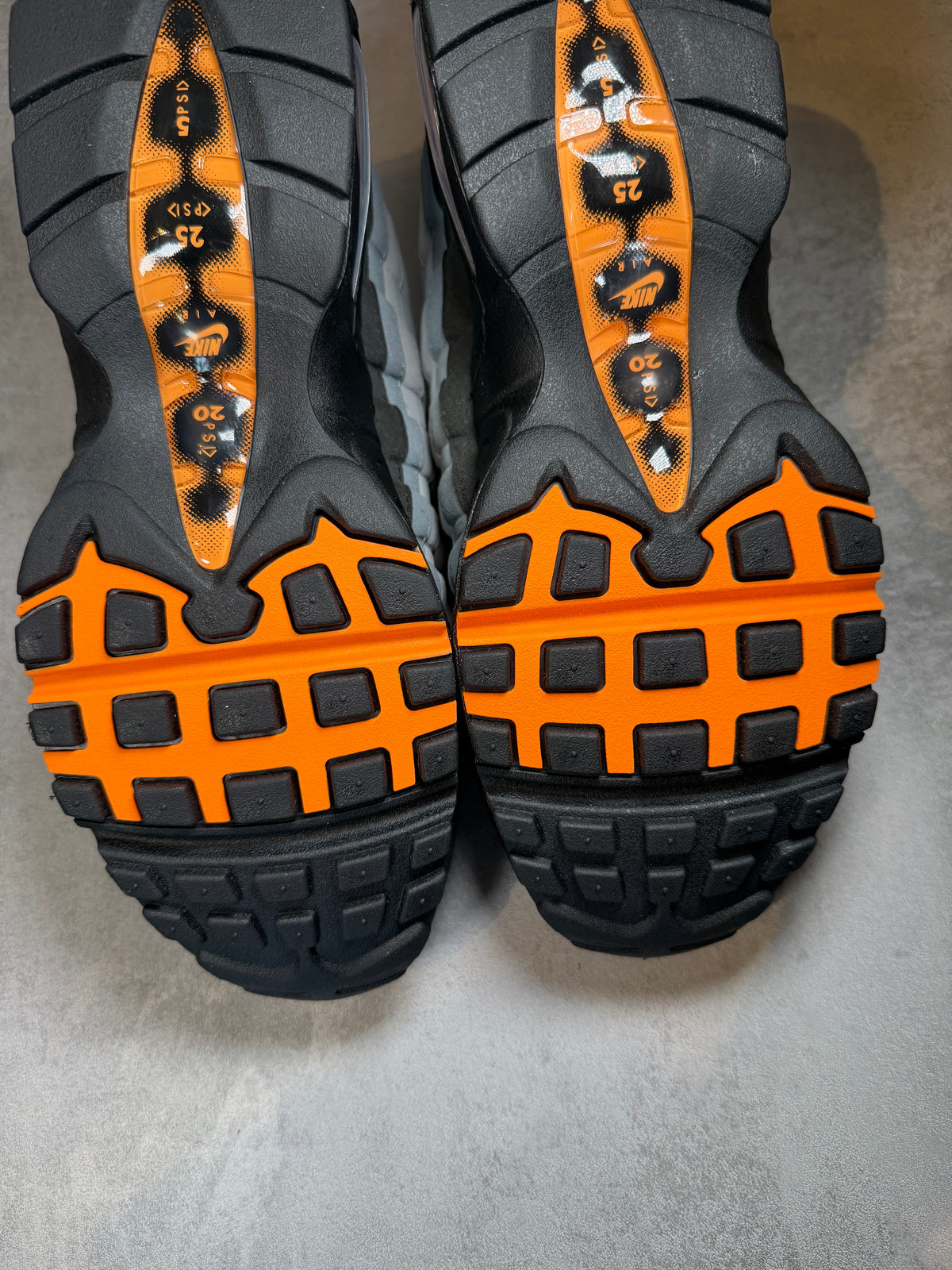 Air Max 95 Mandarin UK 8.5