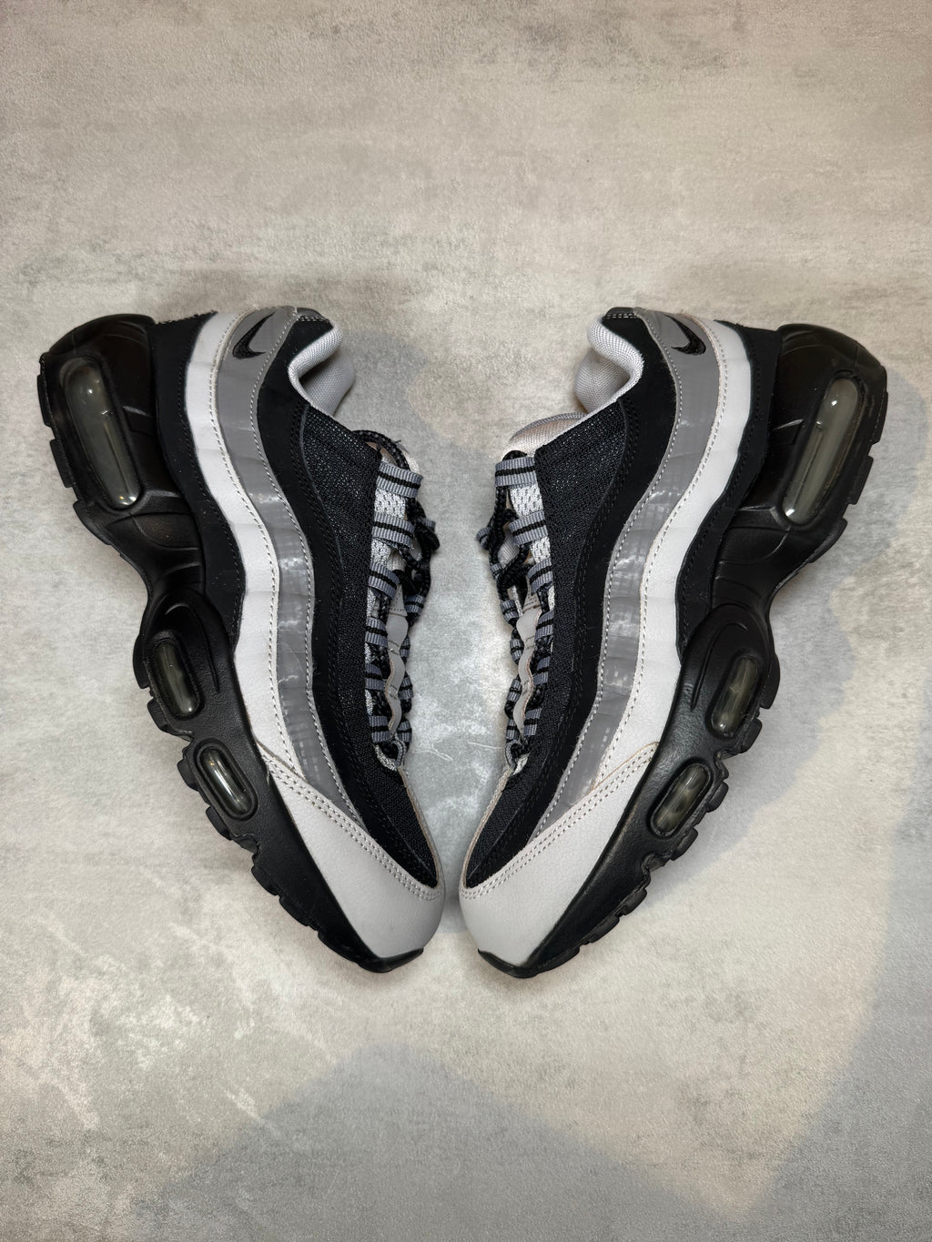 Air Max 95 Wolf Grey UK 8