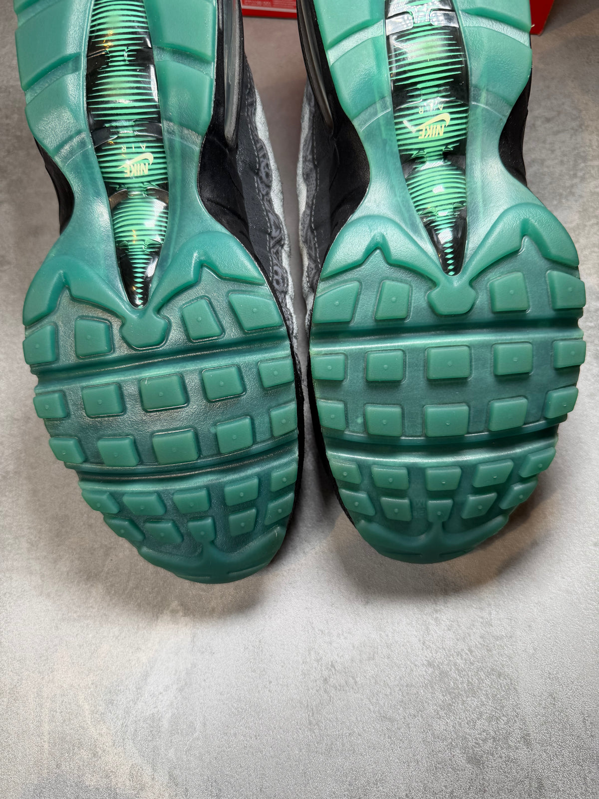 Air Max 95 Day of The Dead UK 8